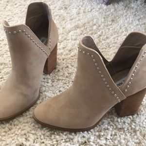 Steve Madden suede booties